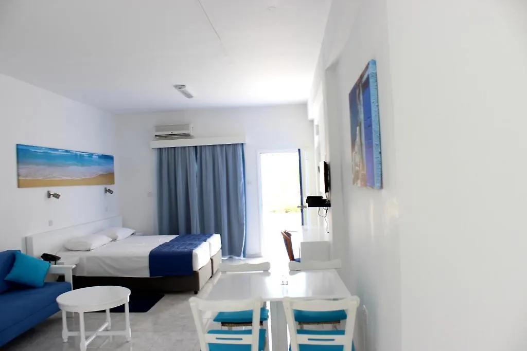 Flokkas Hotel Apartments Protaras